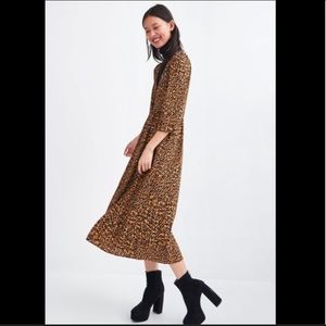 Sale! Zara Leopard Dress